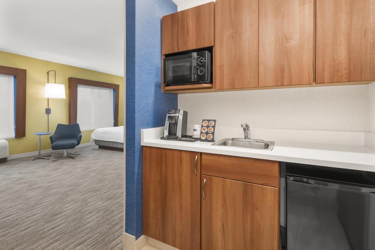 Holiday Inn Express Hotel & Suites Sacramento Airport Natomas, An Ihg Hotel Værelse billede